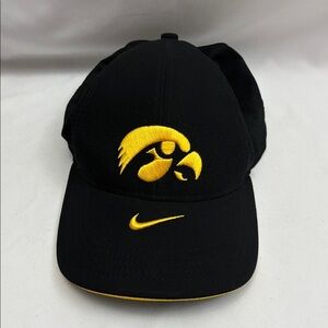 University Of Iowa Hawkeyes Youth Hat Black Nike Dri-Fit Legacy91 Cap C. Clark
